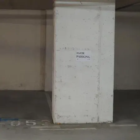 Apartmán Hermes & 2 Free Garage Secured Parkings *
