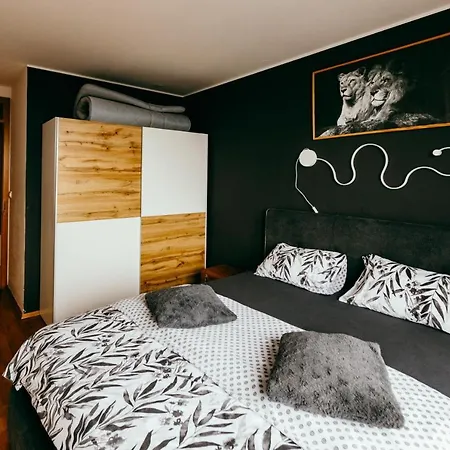 Apartmán Hermes & 2 Free Garage Secured Parkings *