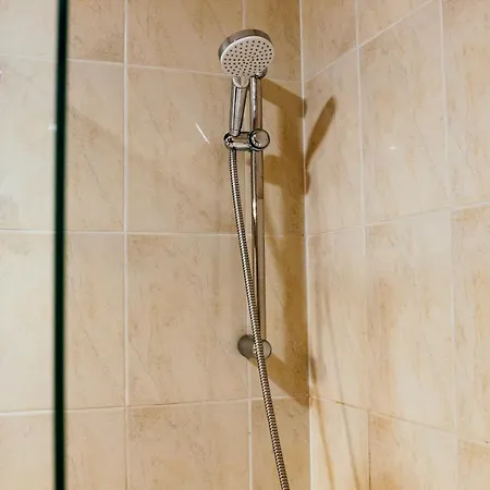 Lejlighed Hermes & 2 Free Garage Secured Parkings *