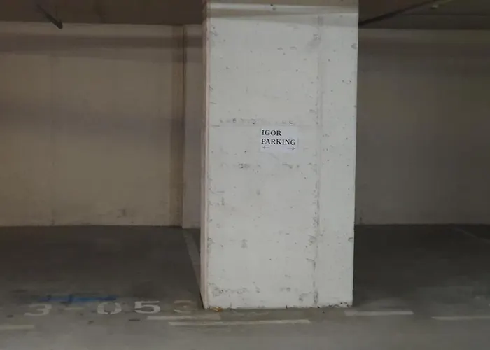 Apartman Hermes & 2 Free Garage Secured Parkings *