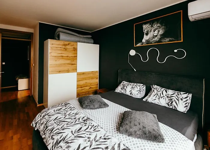 Apartman Hermes & 2 Free Garage Secured Parkings *