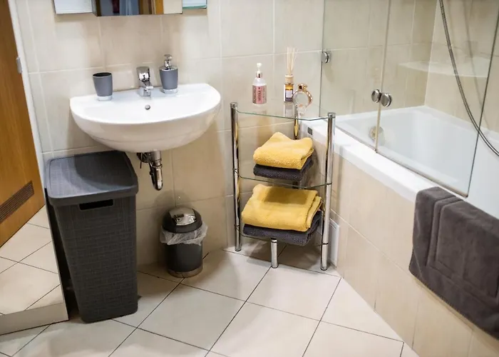 Hermes & 2 Free Garage Secured Parkings Apartman